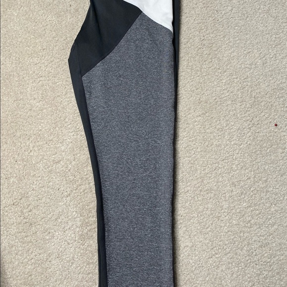 Athletic leggings - Picture 1 of 4